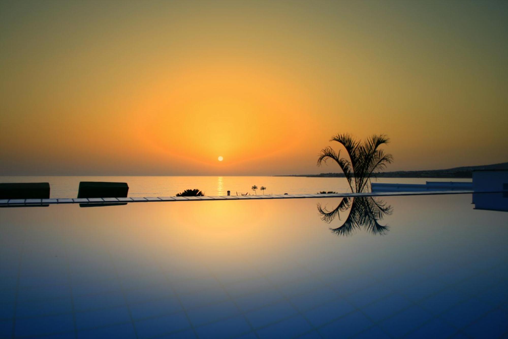 Blue Coral Beach Villas Three Exclusive Villas - Poseidon - Nautilus - Oceanos - And - Baby Coral Bungalow Коръл бей Екстериор снимка